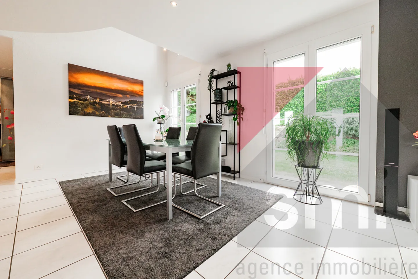Herzstück in Avry-sur-Matran individuelle Villa mit beheiztem Pool - Foto 5 von 13