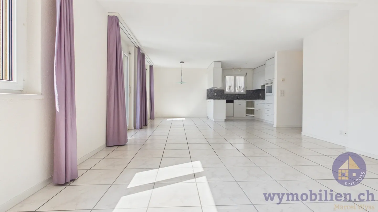 Geräumige 3.5-Zimmer-Wohnung - Foto 2 von 12