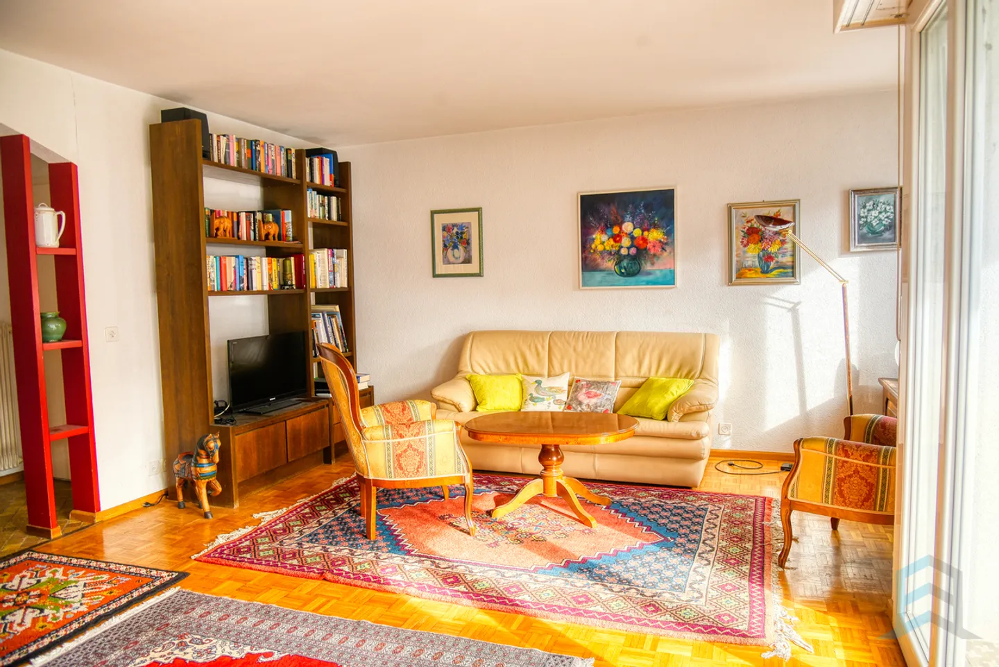 Exclusive Beautiful 3 ½ Room Apartment Close to the Center - Photo 3 of 13