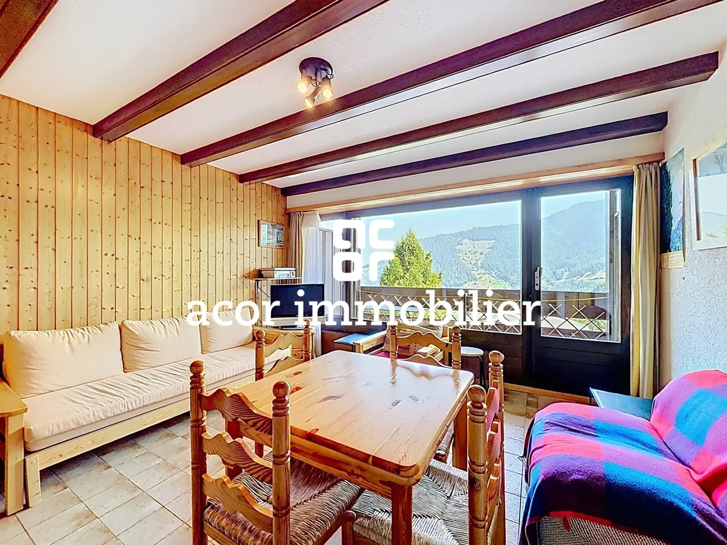 Charmante 2-Zimmer-Wohnung mit freiem Blick 5' vom Zentrum von La Tzoumaz - Foto 2 von 4