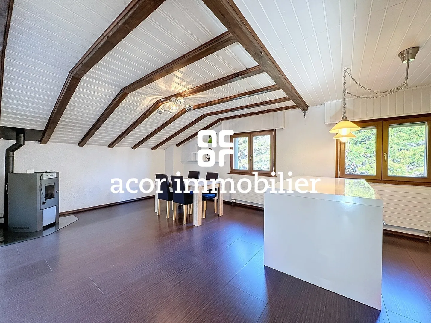 Saxon - 3½-Zimmer-Wohnung in einem Zweifamilienhaus - Foto 1 von 7