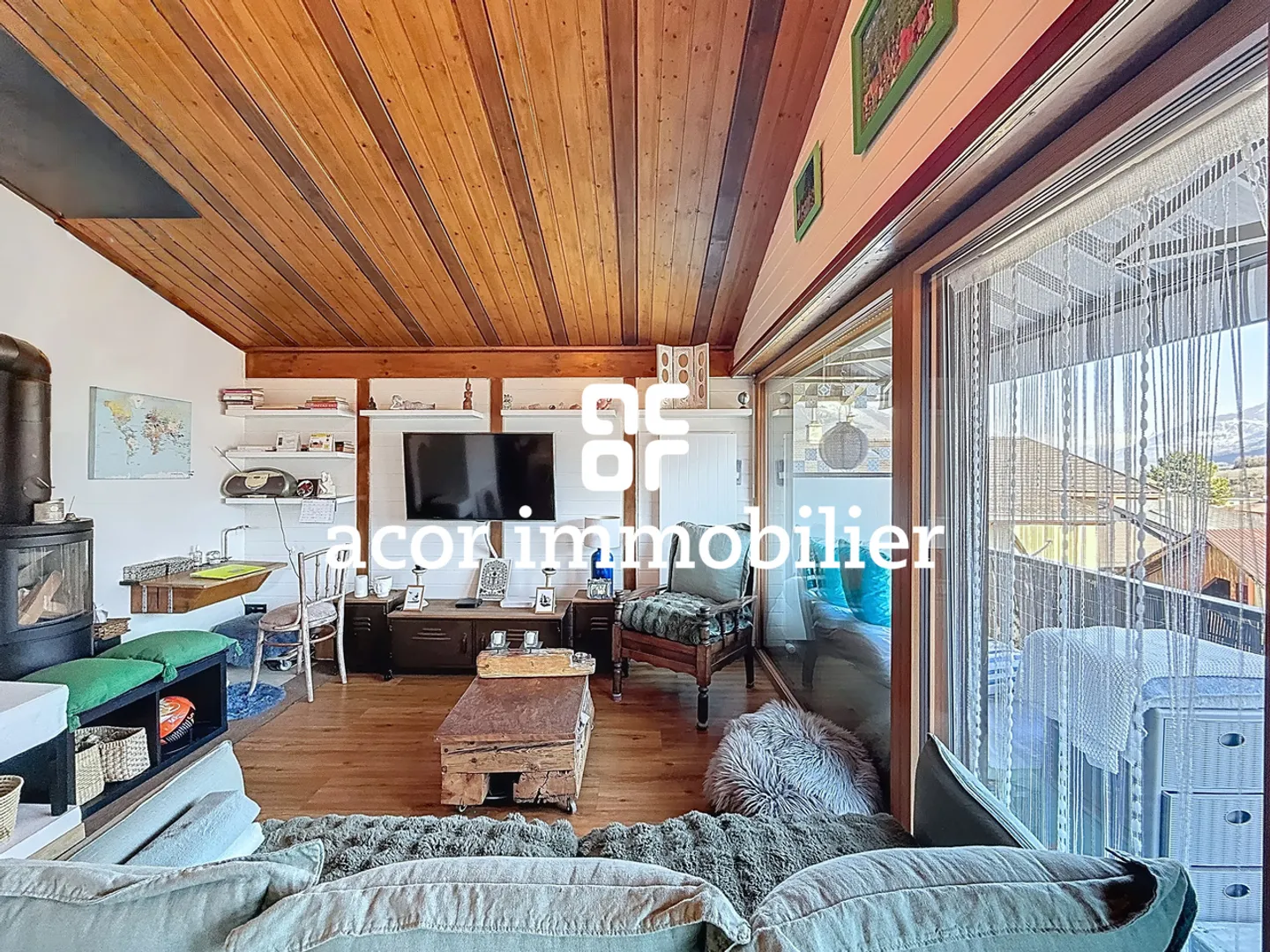 Charmante maisonnette rénovée au centre de Veyras - Foto 2 di 3