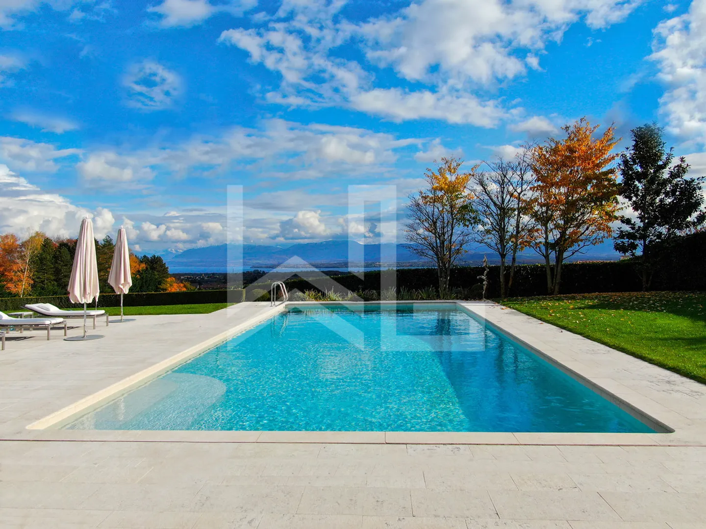 Villa de Luxe avec Vue Époustouflante - Photo 3 sur 7