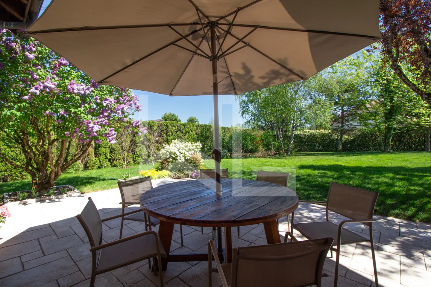 Proprietà affascinante nel cuore di Founex - Foto 2 di 12