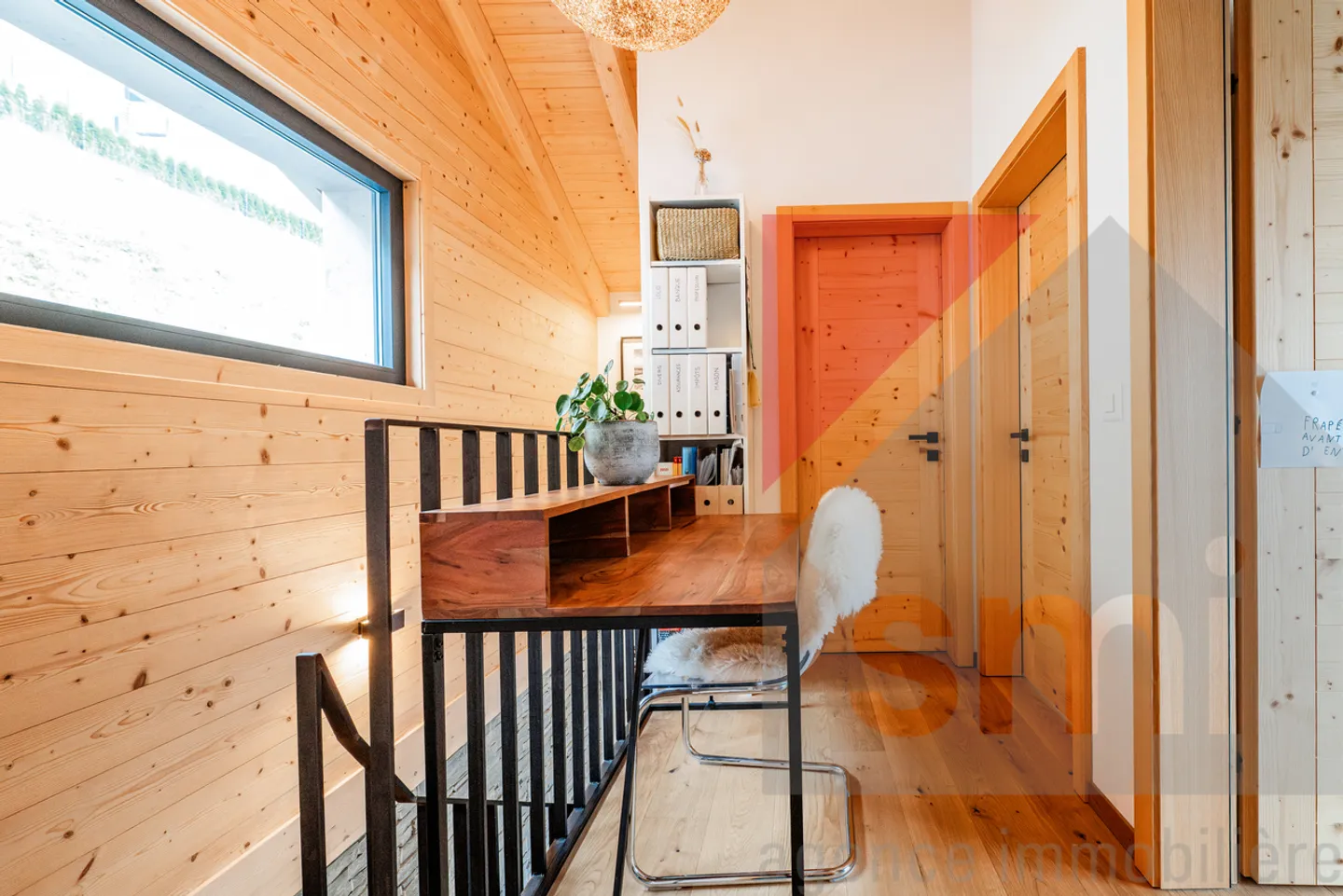 The charm of wood, the demands of contemporary living in Châtel-sur-Montsalvens - Photo 9 of 13