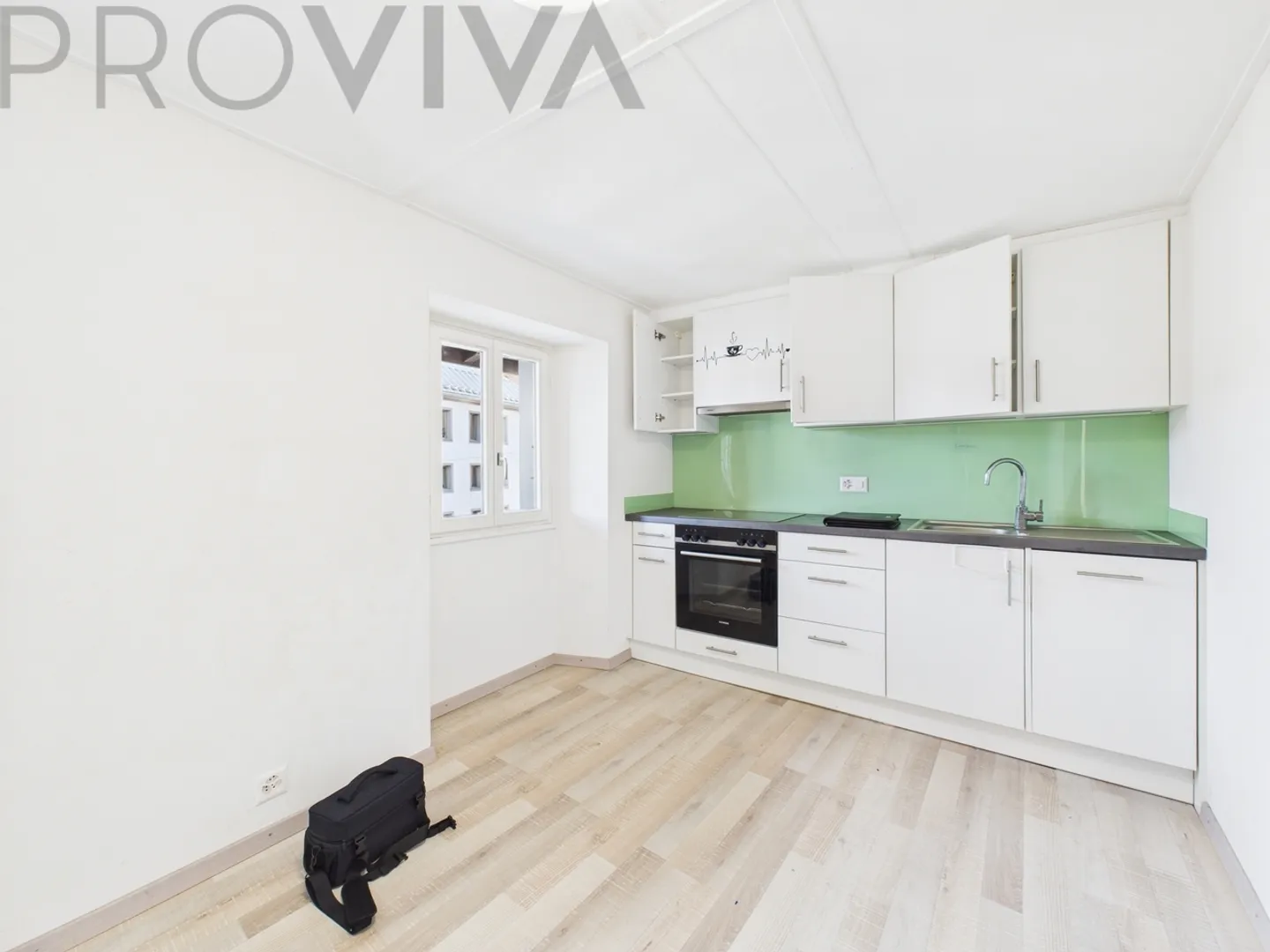 Bright 3.5-room apartment with balcony & terrace - Photo 4 of 7