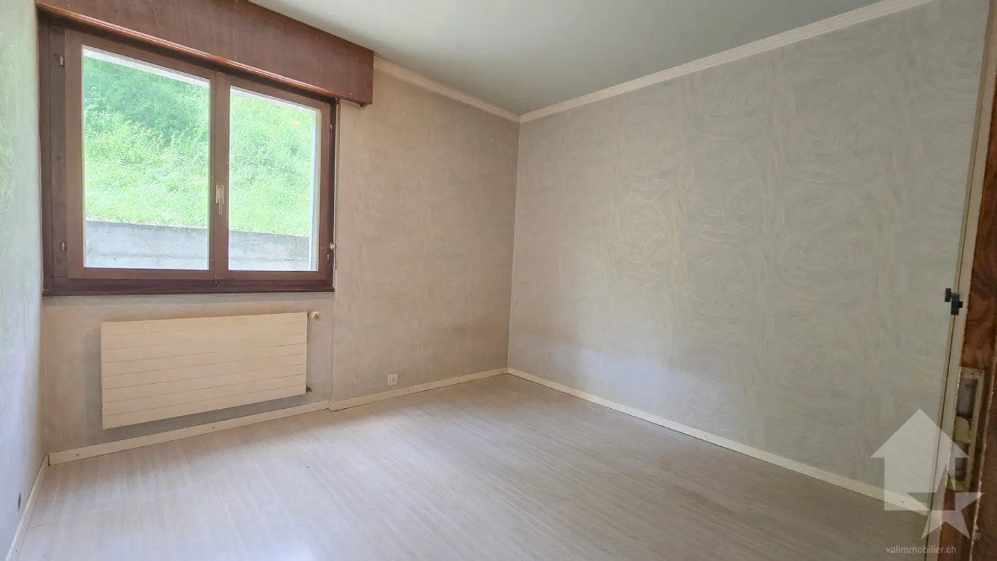Appartement Charmant avec Vue Alpestre - Photo 9 sur 11