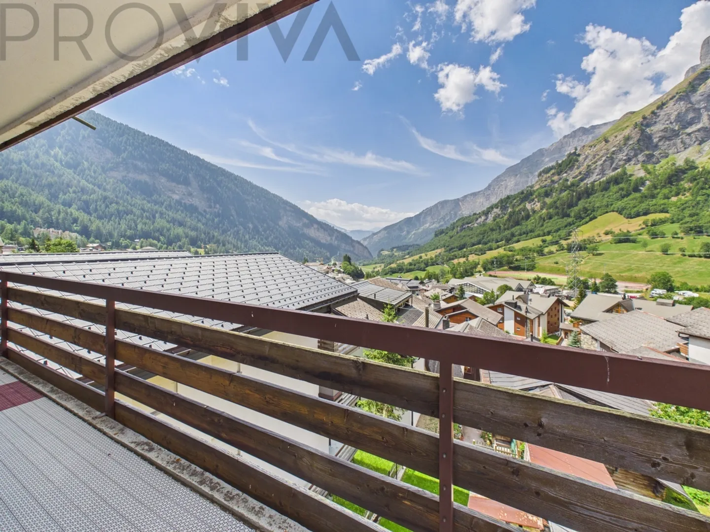 Zwei Einheiten, ein Kauf -- und die Alpen als Nachbar - Foto 1 von 9
