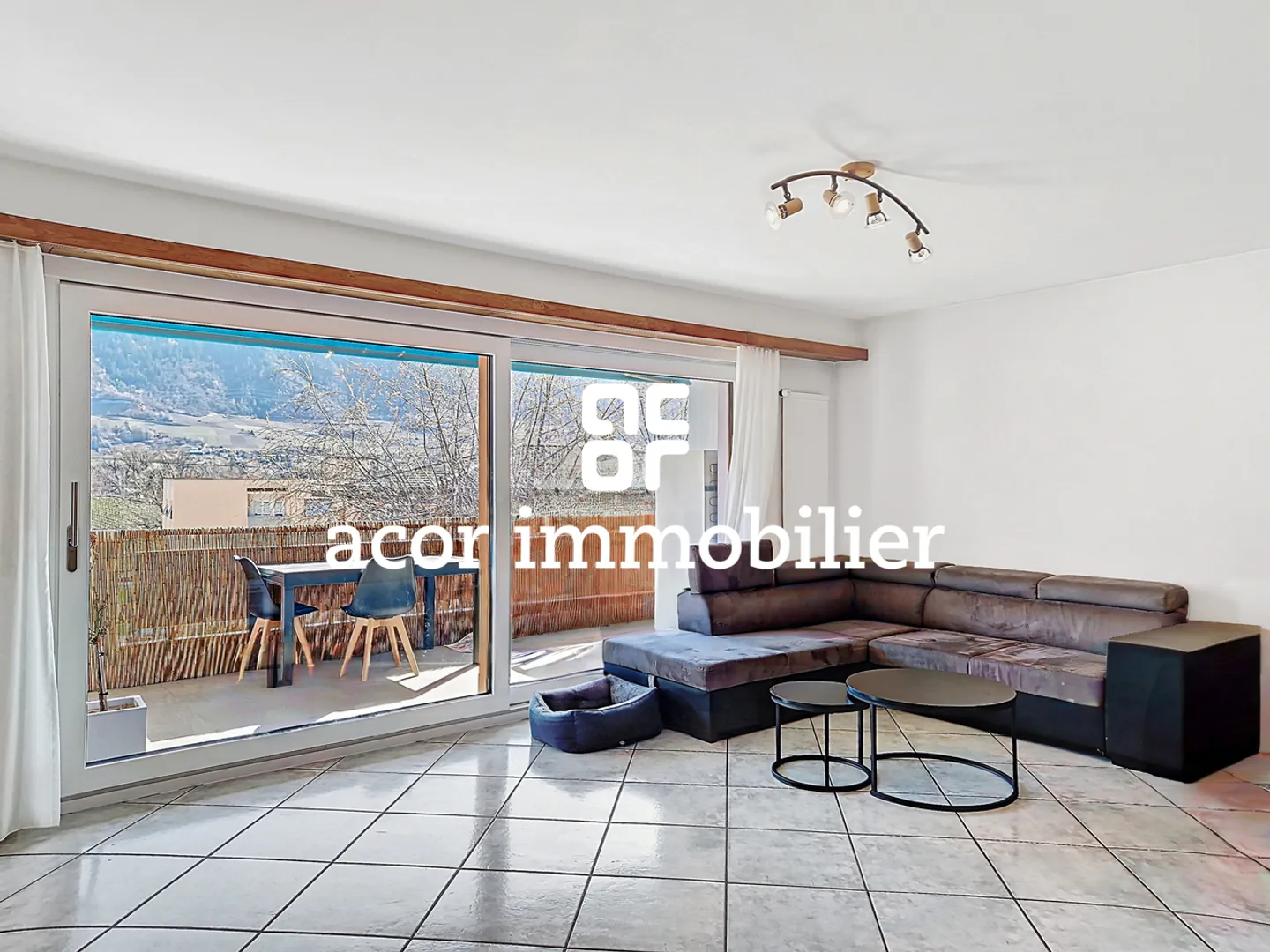 Bright 4.5 room apartment in a small building in Noës! - Photo 1 of 5