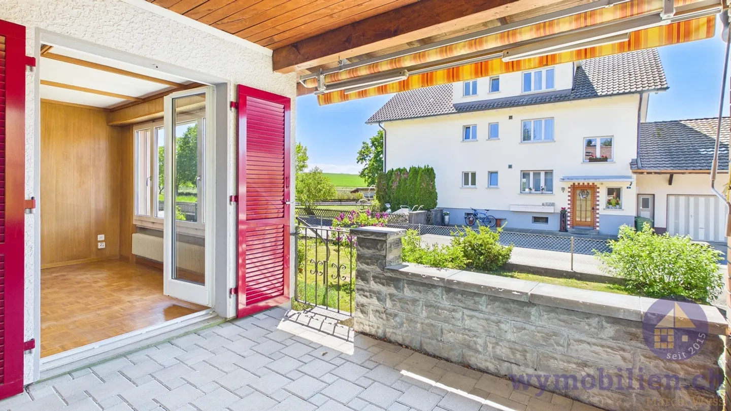 Einfamilienhaus in Kernenried - ruhige Lage mit grossem Garten - Foto 3 di 13