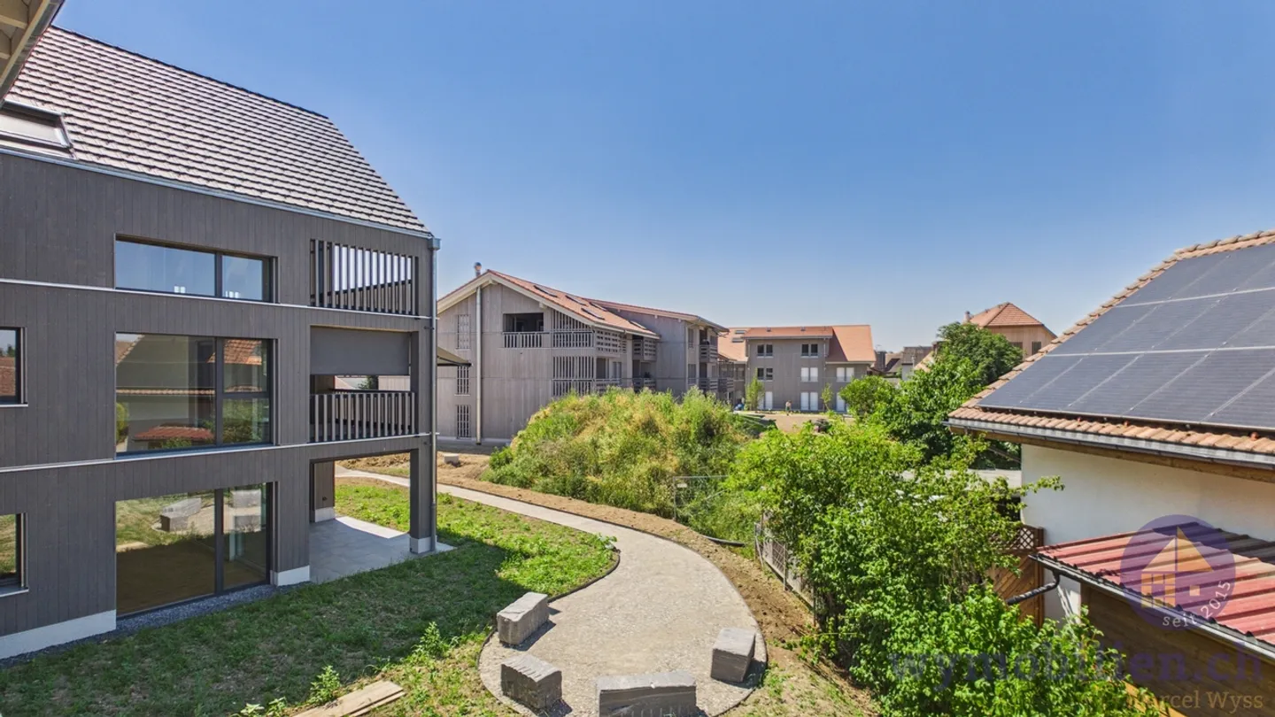 Dream Home (130m2) with Private Garden near Nature, Train Station and Shopping - Photo 9 of 13