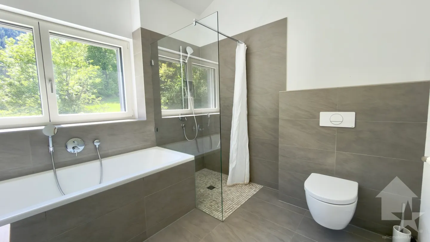 Magnifica villa recente di 6.5 locali con garage doppio - Foto 12 di 13