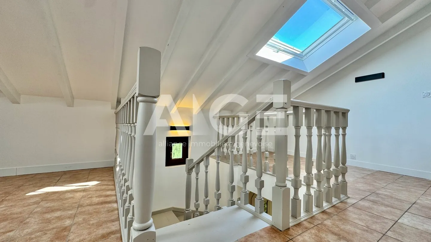 Beautiful detached villa in Neydens - NEIGHBORING FRANCE - Photo 10 of 13