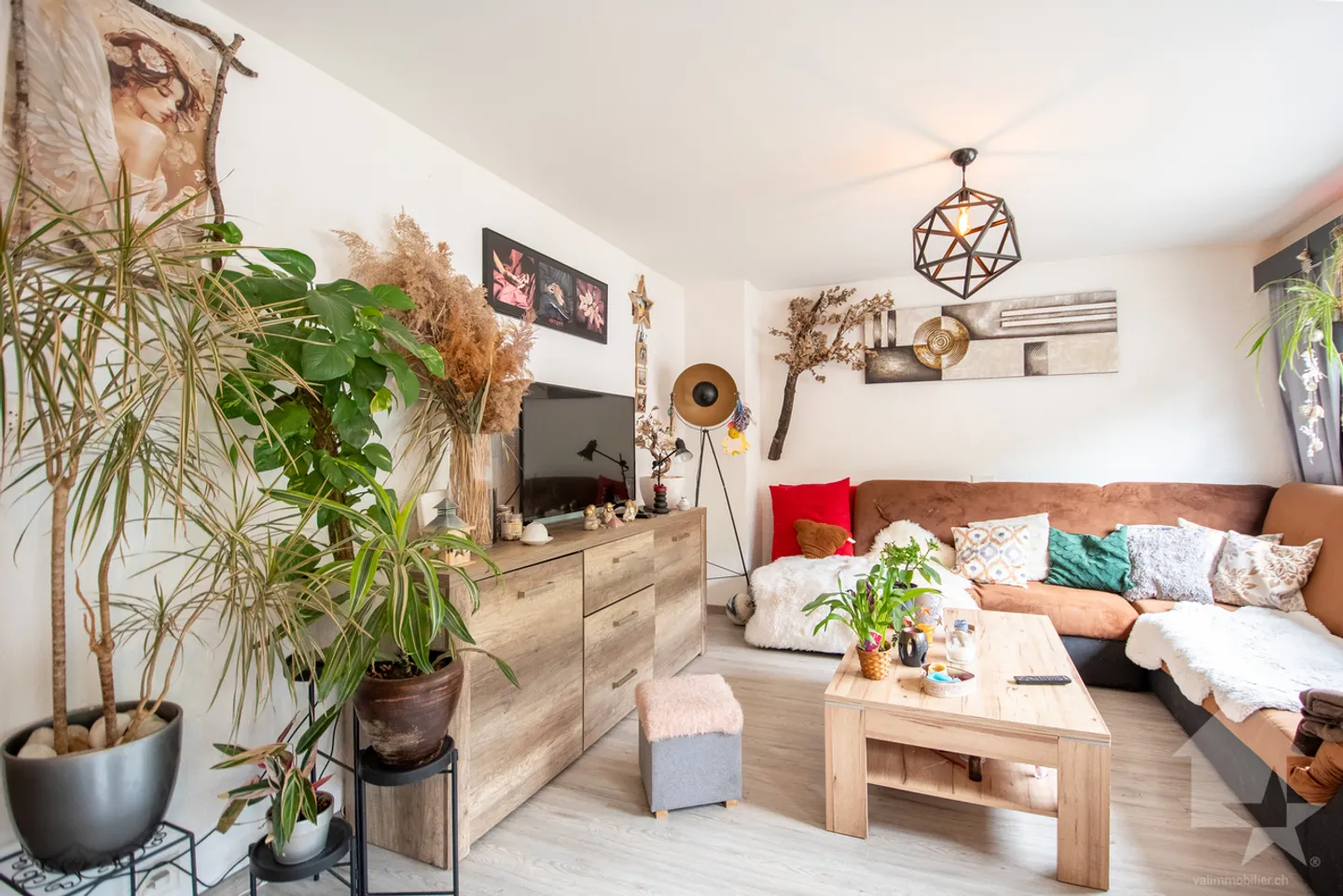 Schöne 4-Zimmer-Wohnung im Zentrum von Saxon - Foto 2 von 10