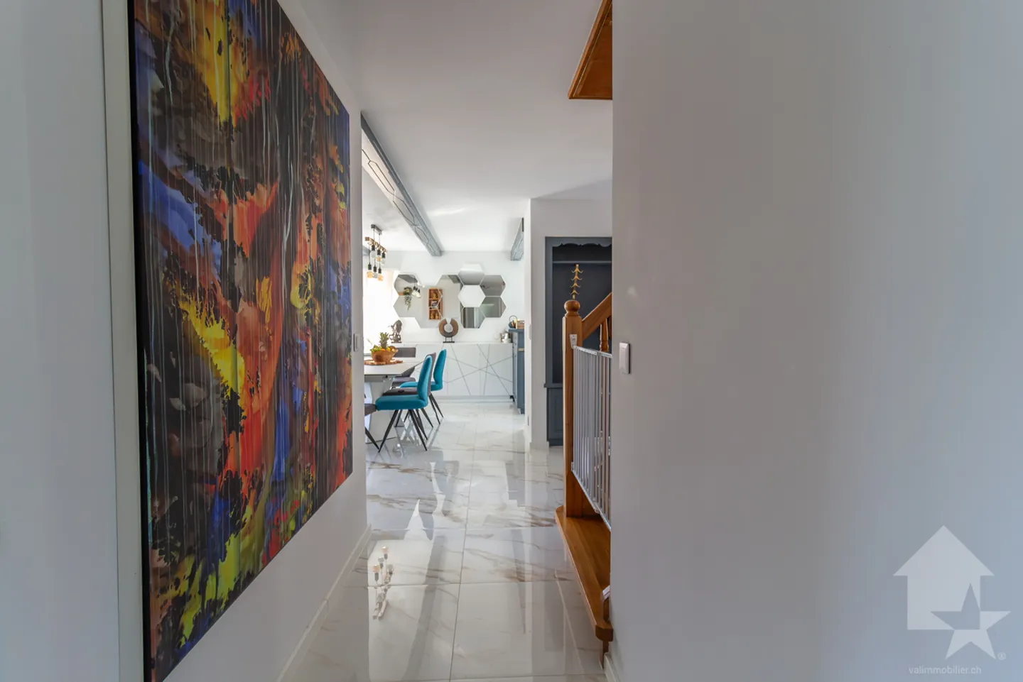 Casa di villaggio ristrutturata con 7,5 stanze, grande giardino e terrazze - Foto 10 di 13