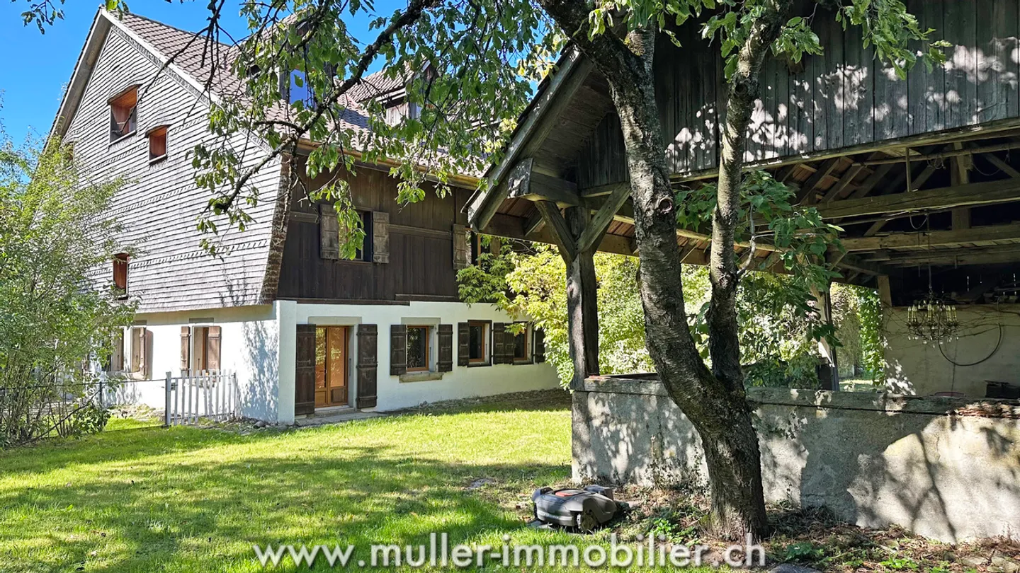 Wunderschöner renovierter Bauernhof in Grangettes-près-Romont - Foto 2 von 13