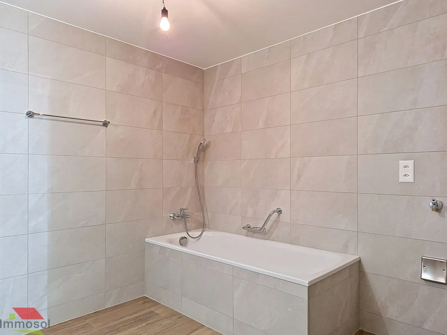 Ollon - Appartamento Nuovo 4.5 stanze con giardino - Foto 7 di 12