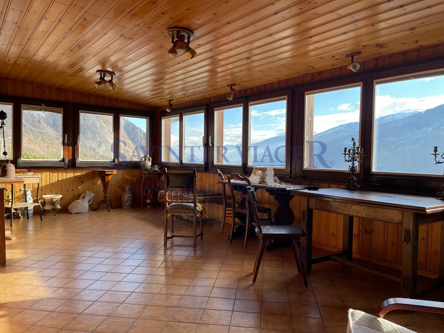Chalet overlooking the valley in life annuity - Photo 11 of 12