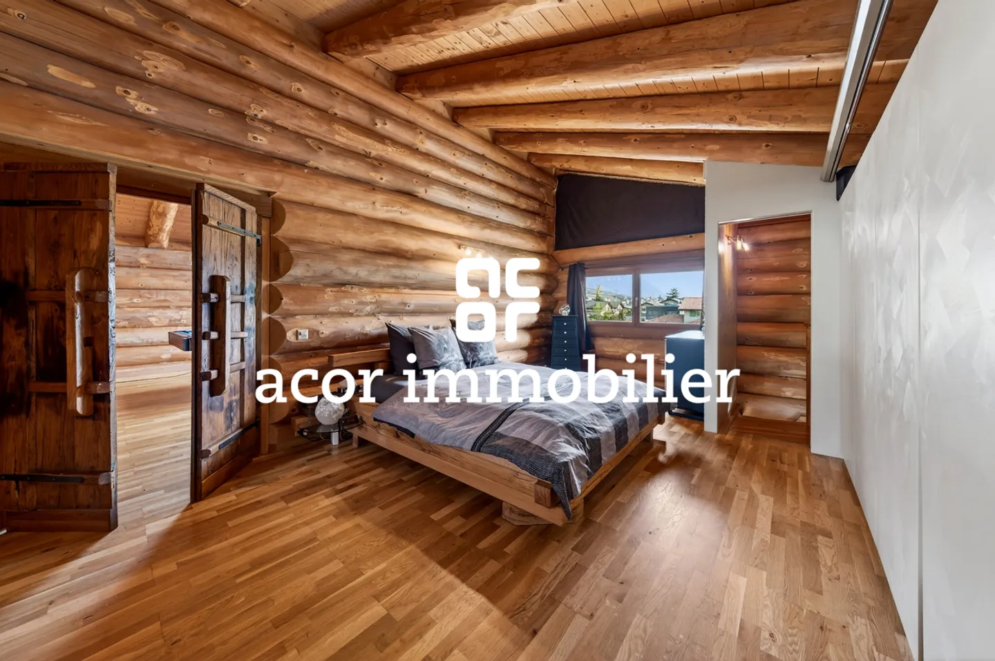 Blockhausvilla im kanadischen Chalet-Stil - Foto 6 von 11