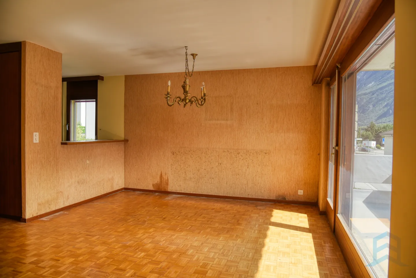 Exclusive Charming 3 ½-room apartment near downtown - Photo 2 of 11