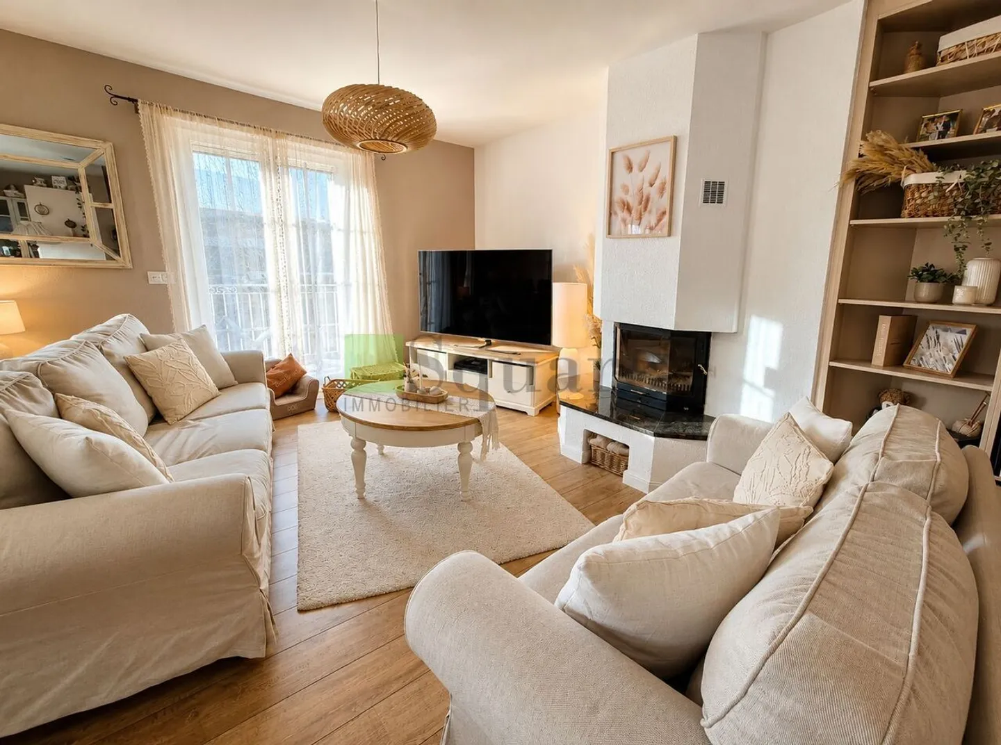 Magnifique appartement en duplex de 4.5 pièces avec vue dégagée - Photo 3 sur 6