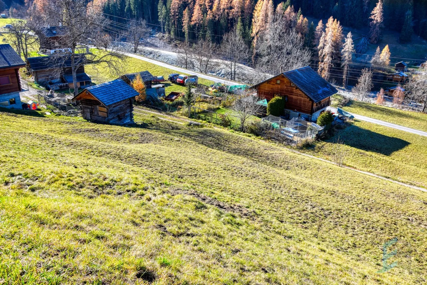 Terreno edificabile esclusivo nel pittoresco villaggio di Mission - Foto 8 di 10