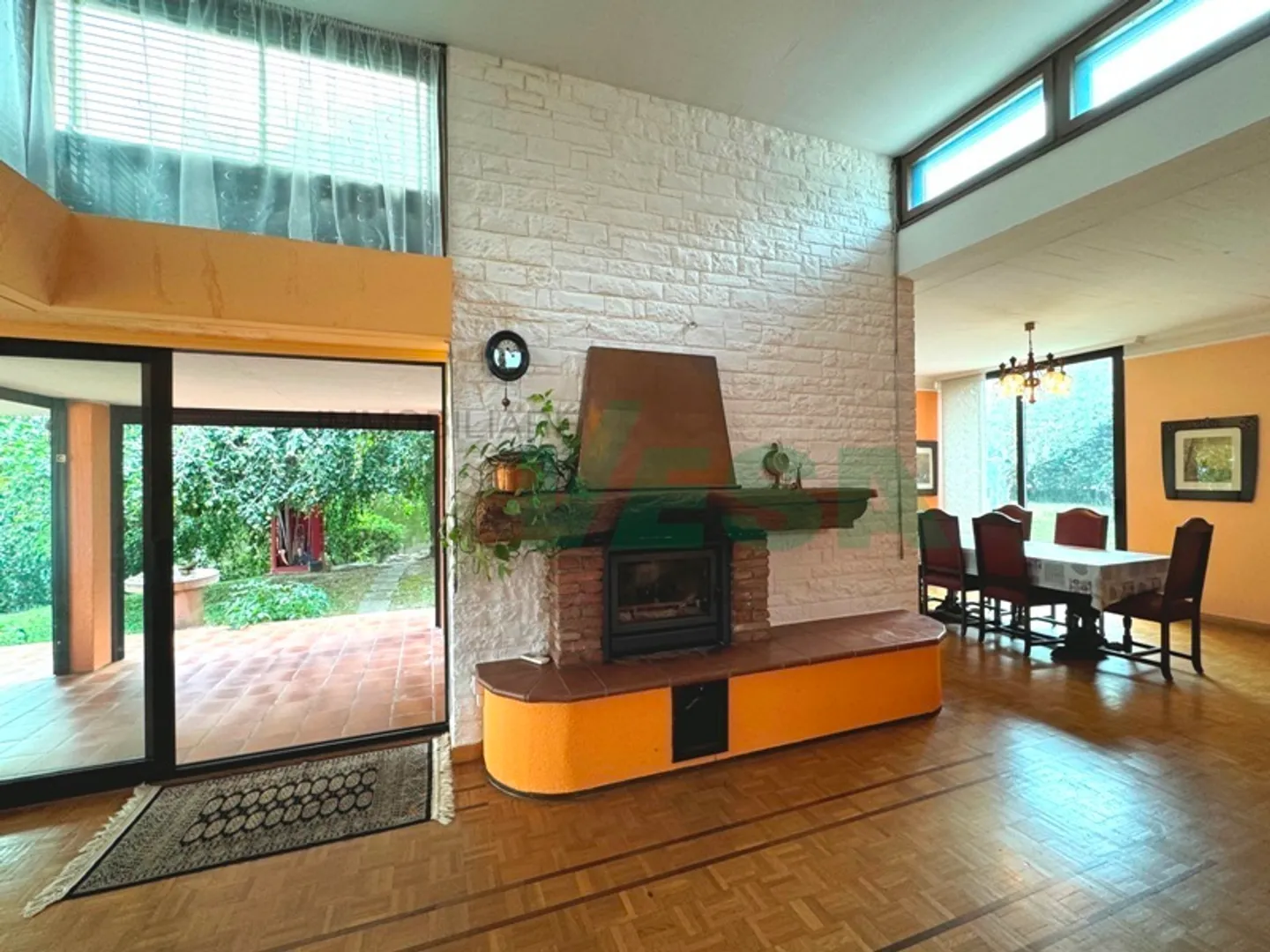 Spaziosa villa con piscina e splendida vista panoramica sui vigneti - Foto 8 von 11