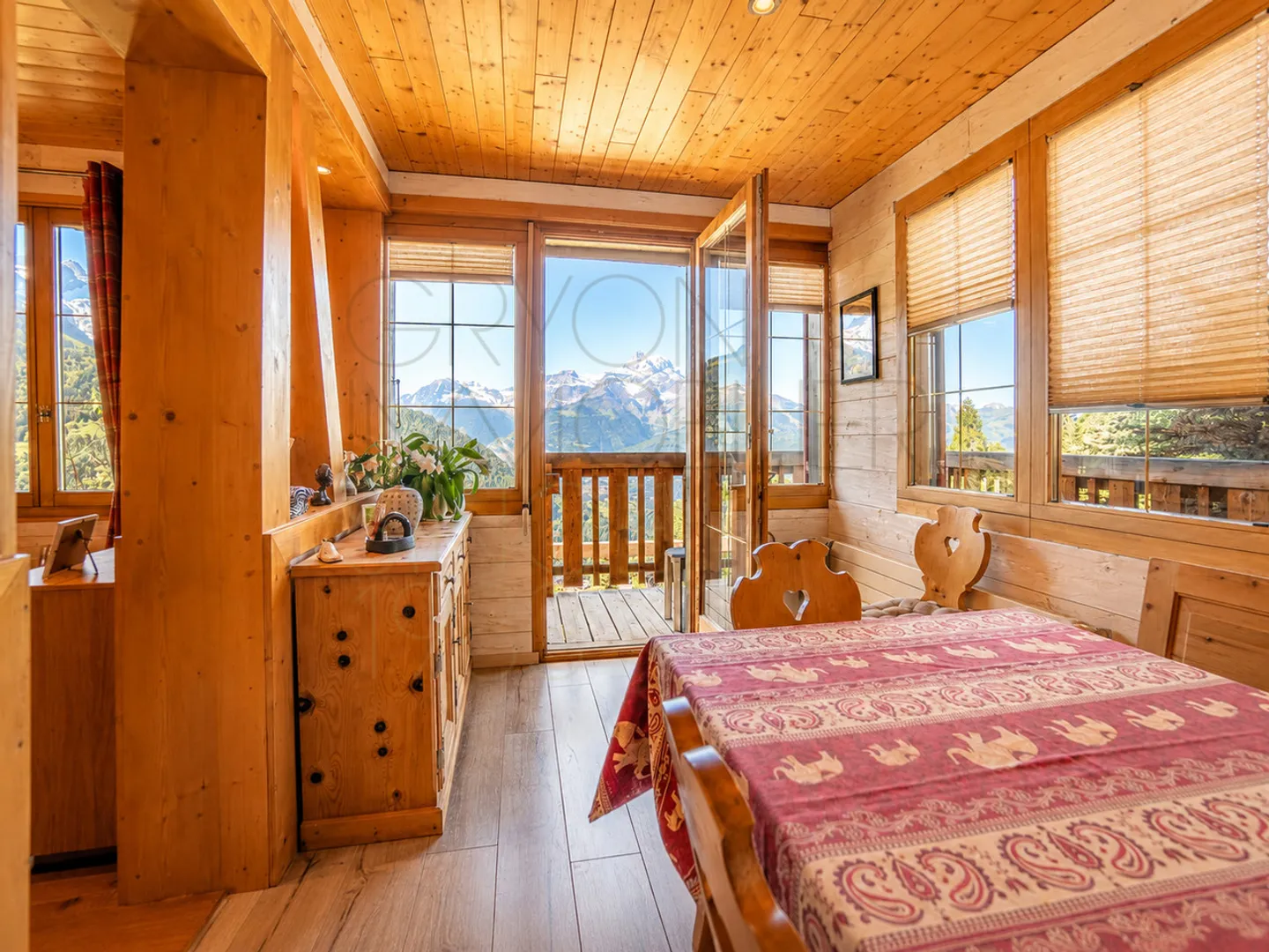 Chalet a Gryon con studio indipendente, vista sulle montagne. - Foto 3 di 13