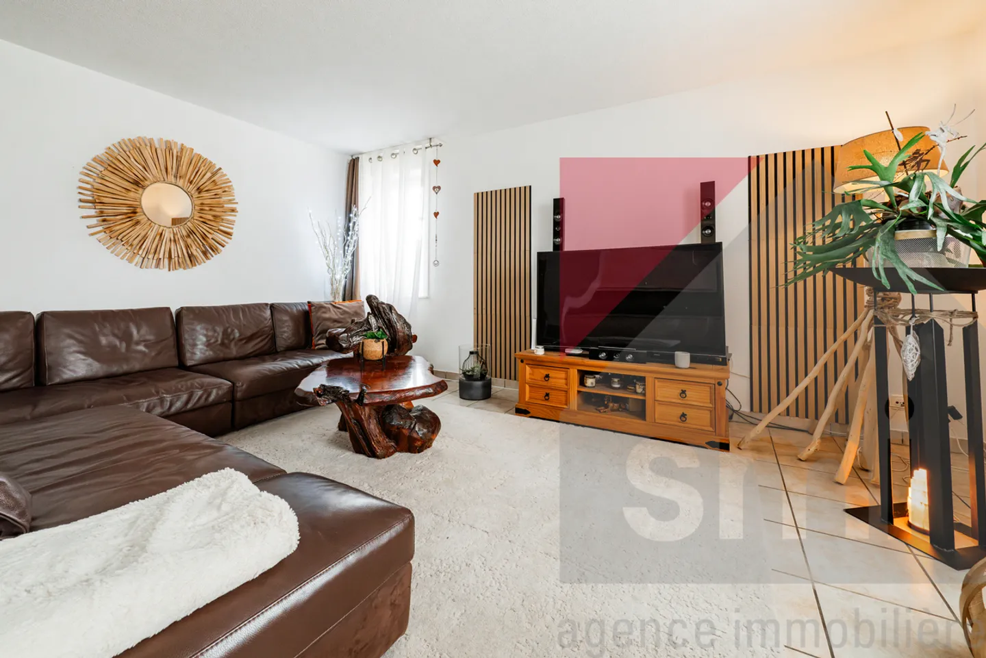Große 5,5-Zimmer-Wohnung im Erdgeschoss mit privatem Garten - Foto 3 von 12