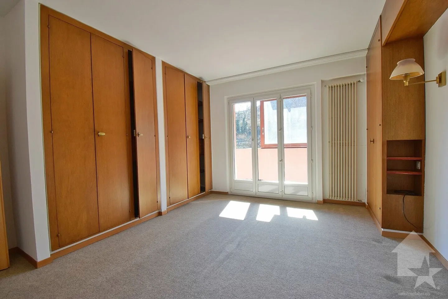 Villa spaziosa con doppio box vicino al centro di Sion! - Foto 12 di 13