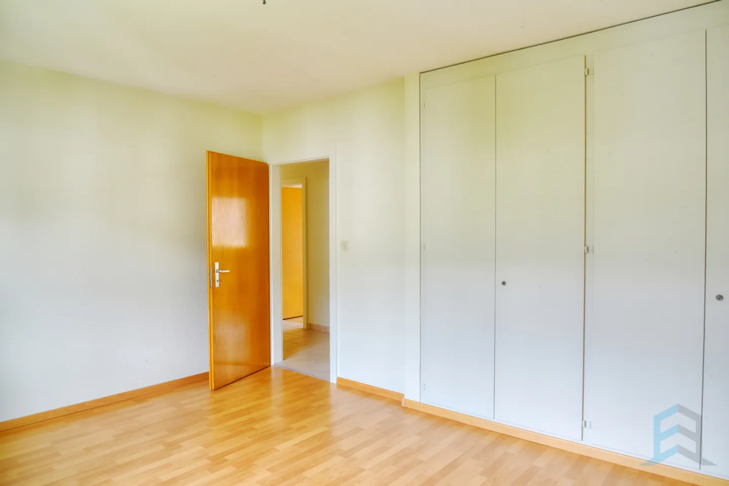 A LOUER Bel appartement de 4 ½ pièces au Sud de la ville de Sierre - Photo 4 sur 12