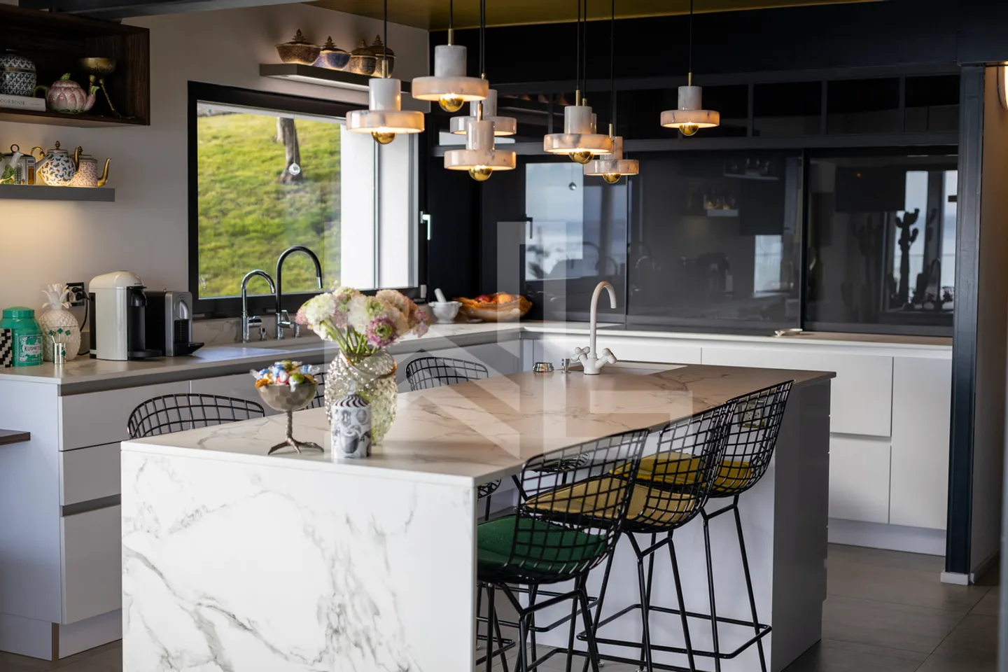 Propriété contemporaine d'exception - Vue panoramique lac - Photo 4 sur 13