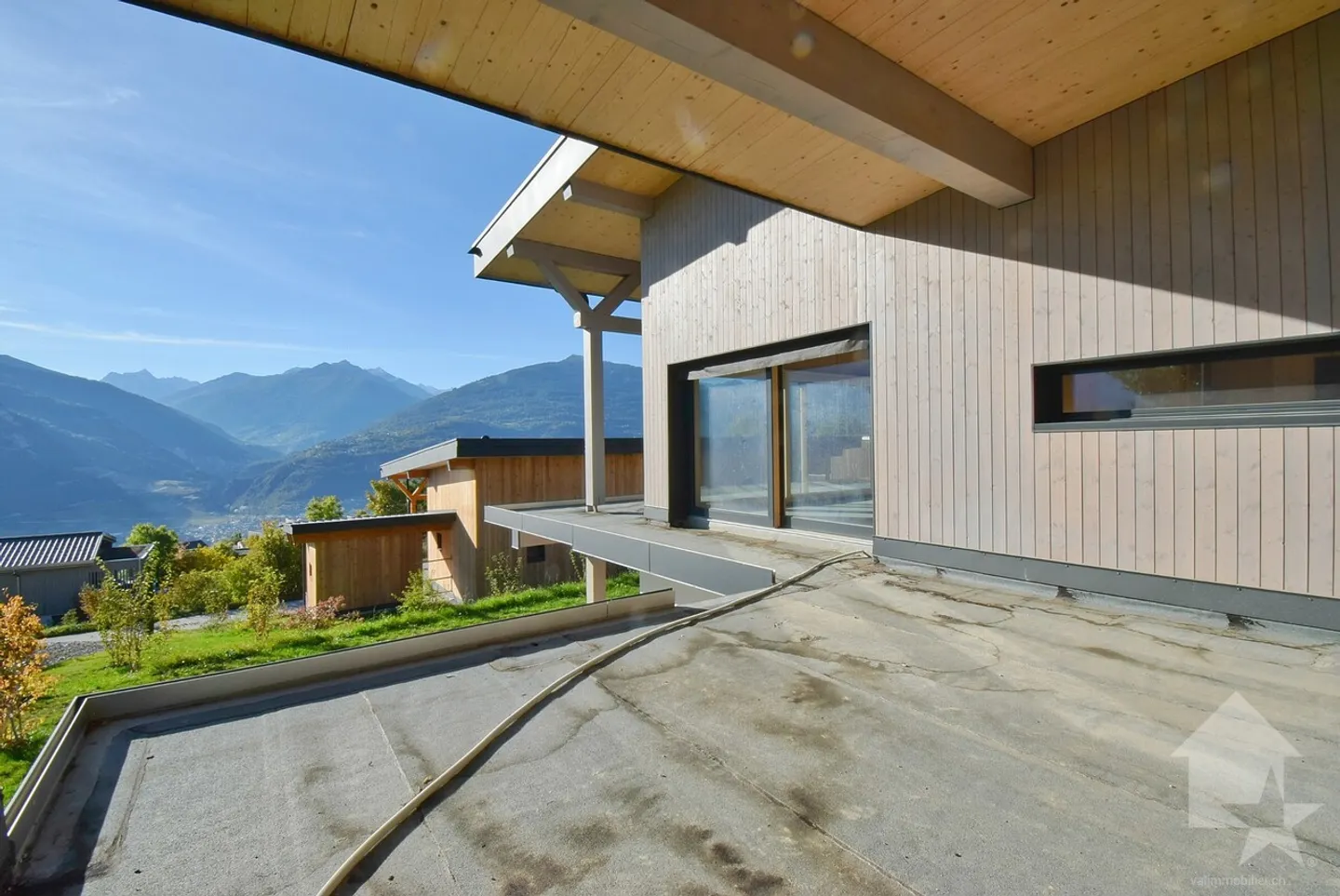 Nuovo - Magnifica villa di 5,5 stanze - Foto 9 di 13