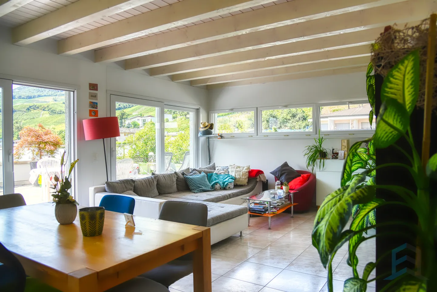 Exclusive 2 ½ room penthouse with spacious panoramic terrace - Photo 3 of 12