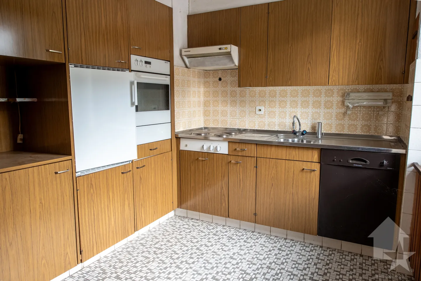 Maison villageoise avec grange - Photo 8 sur 13