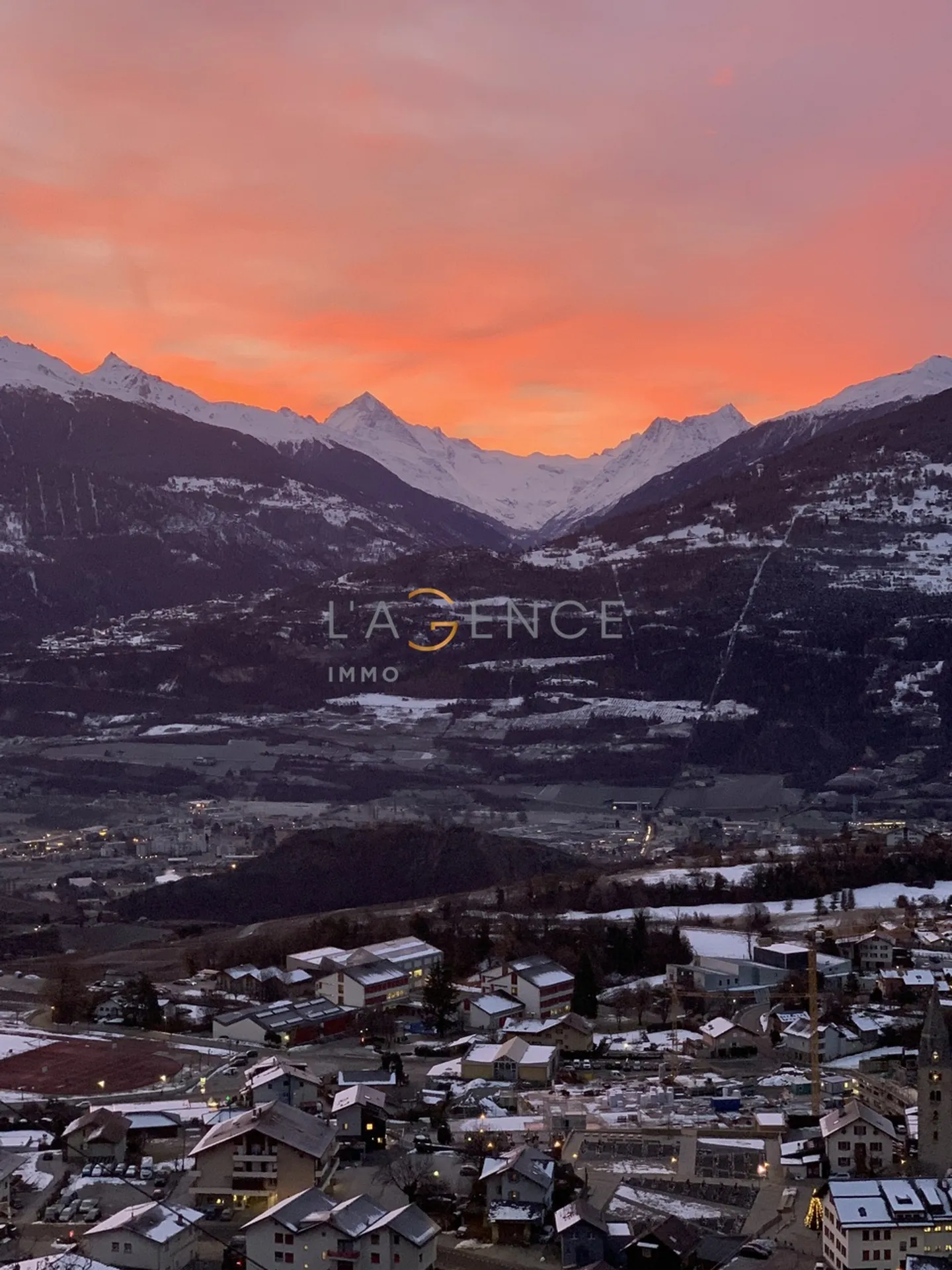 LAND OF 1170M2 TO BUILD / SAVIESE - Photo 3 of 3