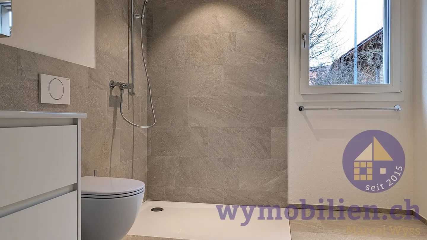 Area giardino privata, 2 bagni, terrazza coperta - Foto 7 di 12