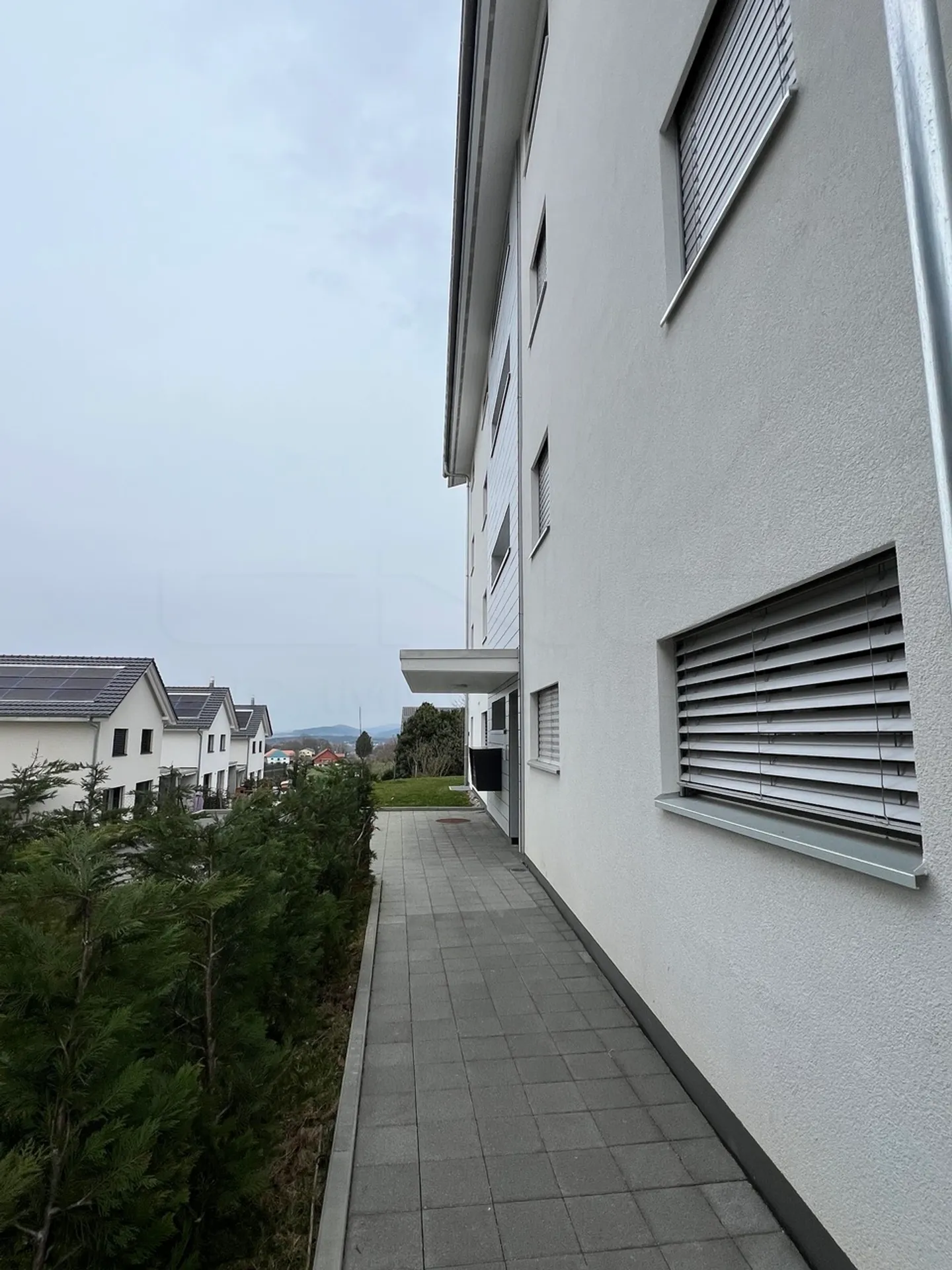 Rental building 5 minutes from A12 junction Rossens - Photo 4 of 5