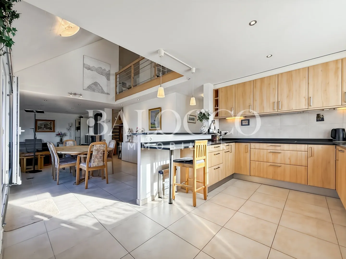 Bellissimo duplex familiare di 6,5 locali - Foto 1 di 9
