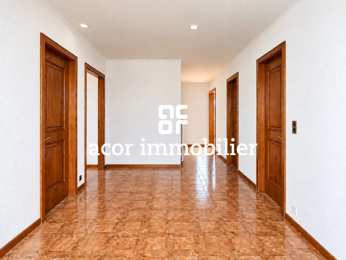 Appartement 3½ pièces avec potentiel de transformation - Sierre - Foto 2 von 5