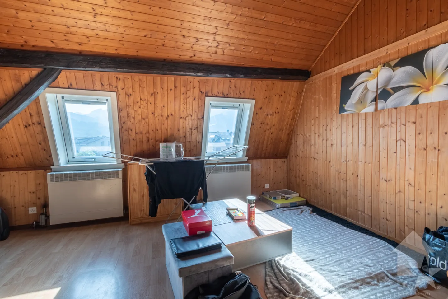 Collombey, small renovated building with a 4.5% yield - Photo 7 of 9