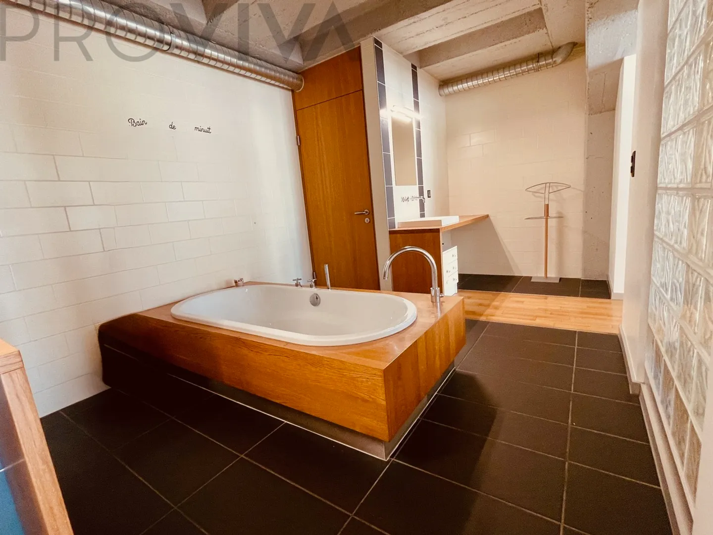 Appartement de Luxe avec Technologie - Photo 6 sur 8
