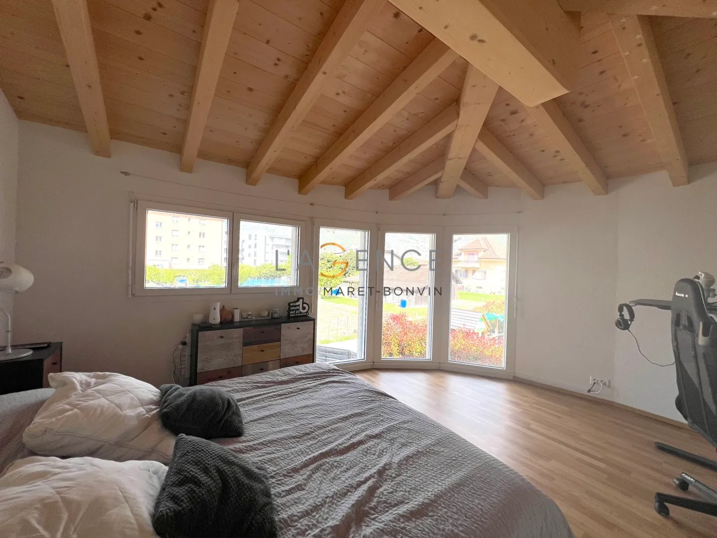 APPARTEMENT 3,5 PCES ET STUDIO DE 1,5 PCES DE RENDEMENT - Photo 3 sur 7