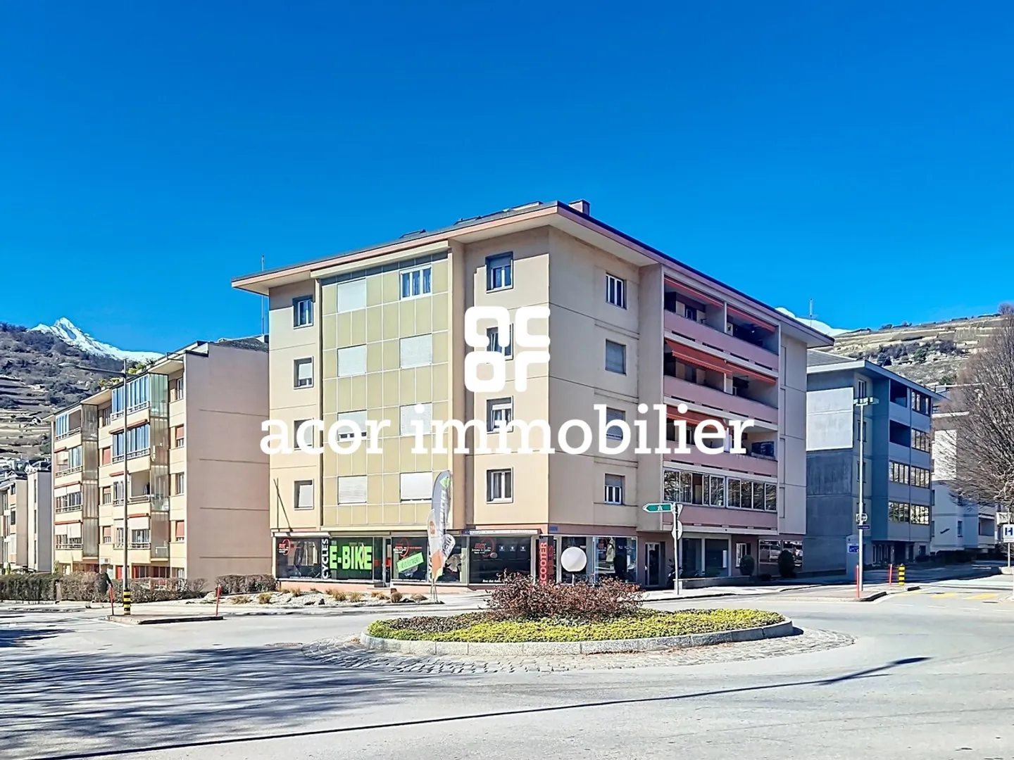 Opportunità nel cuore della città di Sion - Spazio commerciale modulare! - Foto 2 di 5