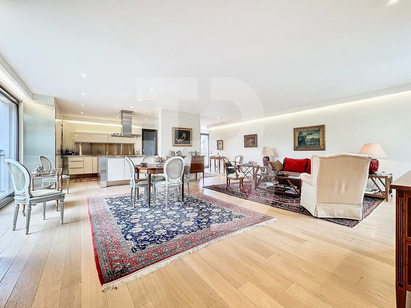 Wunderschöne 160 m2 Wohnung mit freiem Blick - Foto 6 von 10