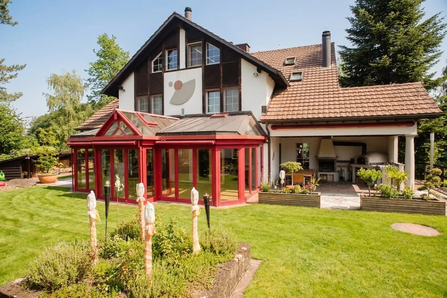 Country villa with wellness oasis and park - Photo 1 of 13
