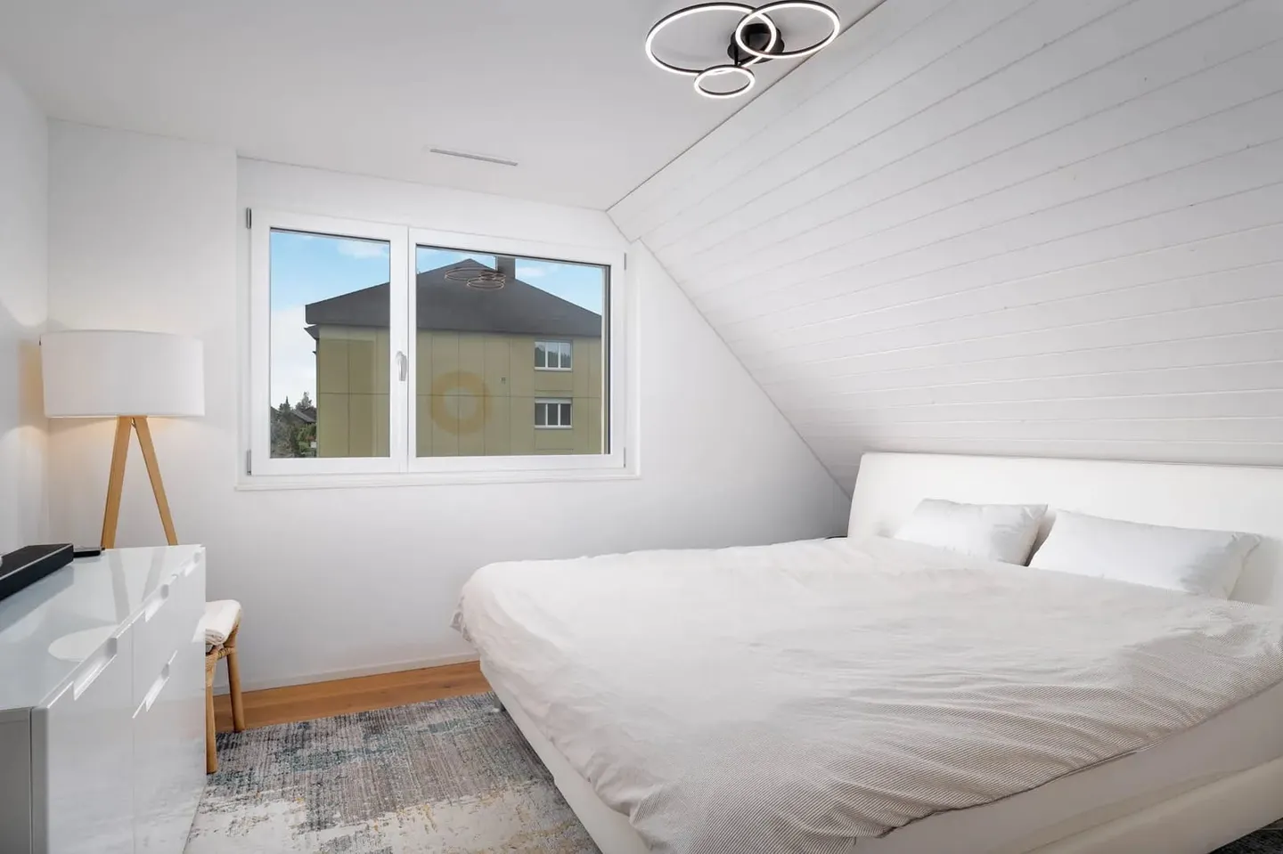 Maisonette moderna di 5,5 stanze con balcone a Bäretswil in vendita - Foto 7 di 13