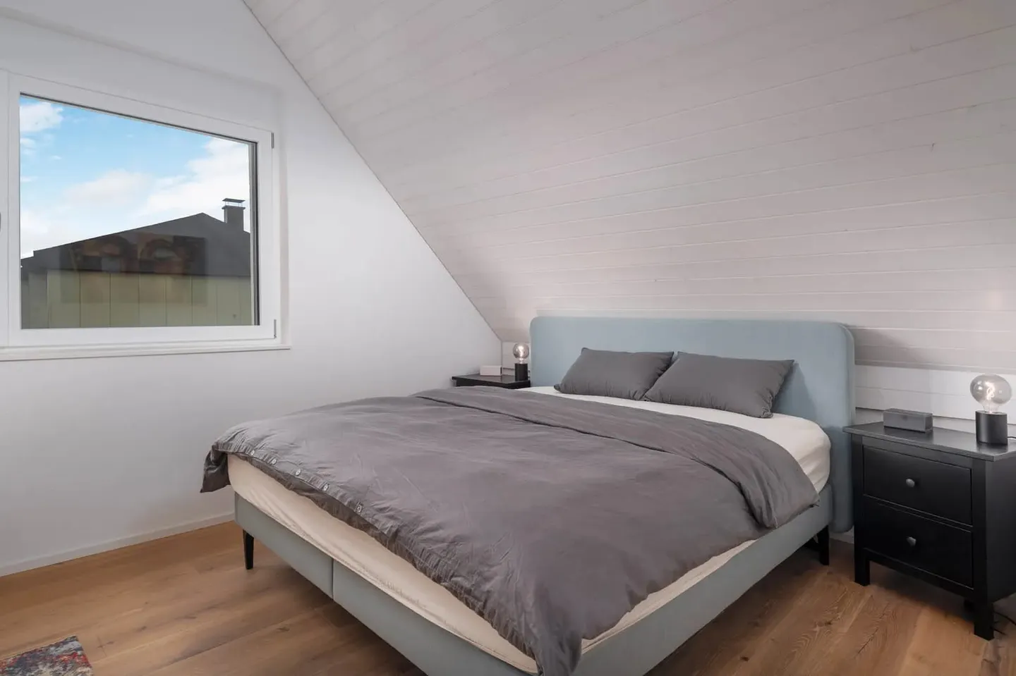 Maisonette moderna di 5,5 stanze con balcone a Bäretswil in vendita - Foto 8 di 13