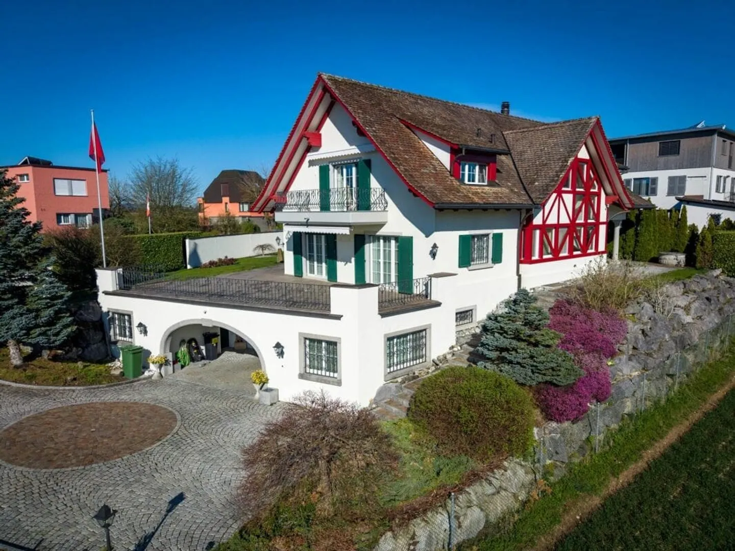 Landvilla mit Weitsicht, angrenzend an Landwirtschaftszone - Photo 1 sur 13