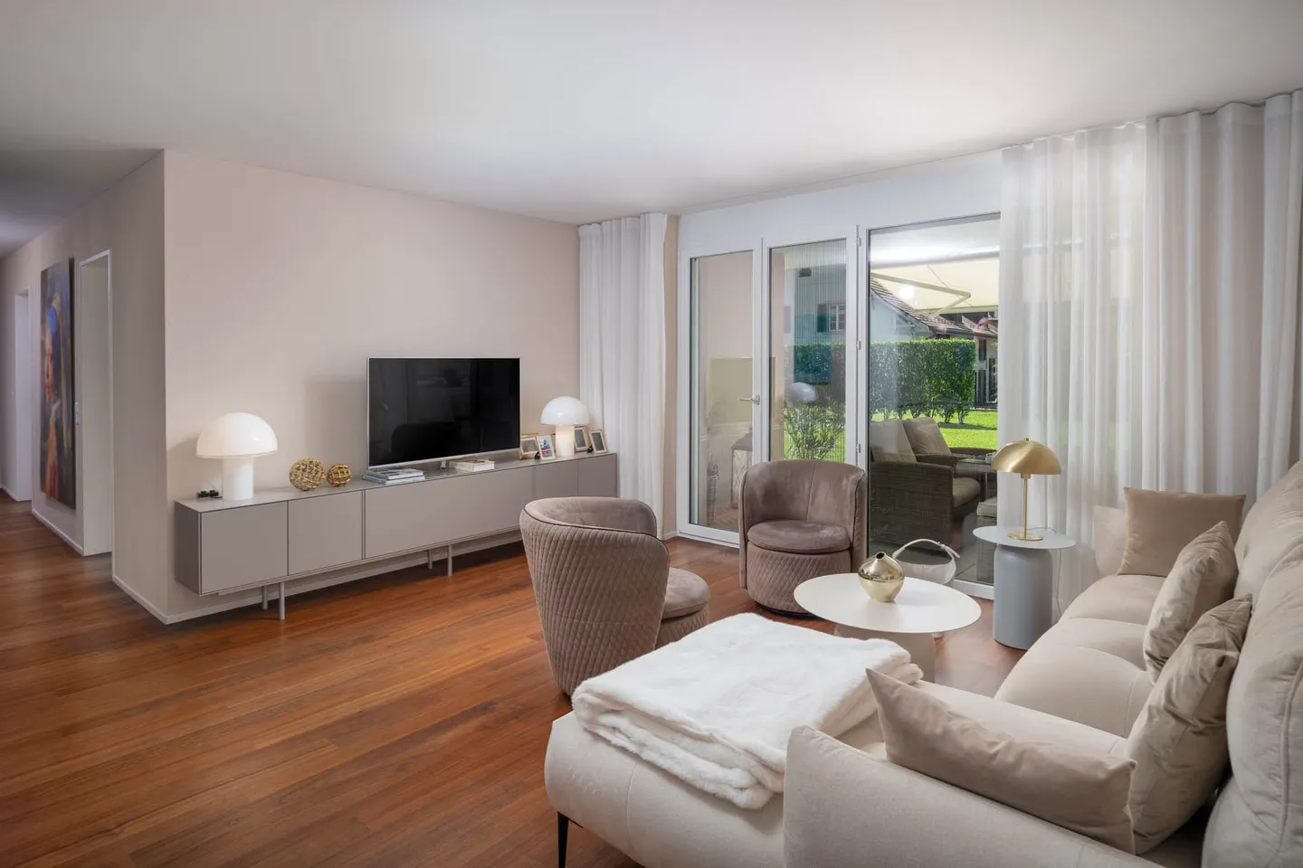 Vivere con stile sul lago di Pfäffikon - Foto 1 di 13